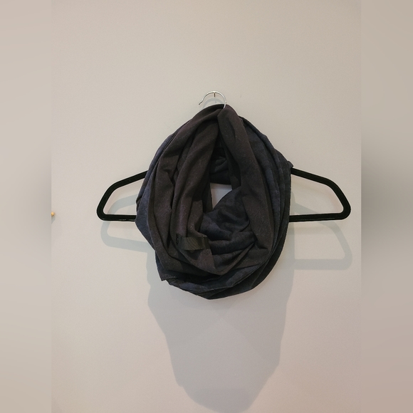 Lululemon Vinyasa Scarf *Rulu - Picture 2 of 7